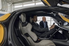 Bí quyết giảm đau nhức khi lái xe