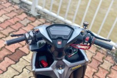 Click 150 phá cách với dàn đồ chơi lạ lẫm không đụng hàng