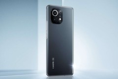 ​Xiaomi 12 lộ ảnh trên tay người dùng với màn hình cong ấn tượng, chip Snapdragon 898