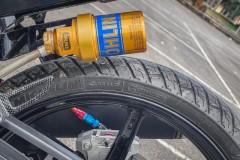 Satria 150 tự tin khoe cá tính trong phong cách bóng bẩy và hào nhoáng