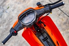 Wave nhỏ dọn mới từ trong ra ngoài bằng gam màu lạ