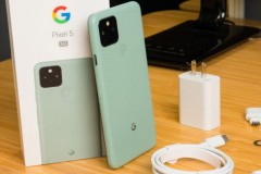 Những mẫu điện thoại kích thước nhỏ đáng mua nhất năm 2021