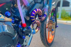 Sonic độ nội công khủng bị CHIẾM ĐÓNG bởi hàng tá Titan và Carbon