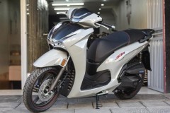 Honda SH 350i có giá bán tăng mạnh tại đại lý vào dịp cuối năm