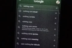 Điện thoại Nothing Phone 1 đang bị sự cố màn hình xanh