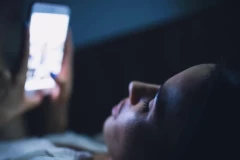 Hãy tắt ngay tính năng mặc định này trên iPhone trước khi quá muộn