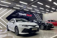 Chàng trai Đắk Lắk mua Toyota Camry trúng biển "độc đắc 56789"