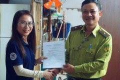 Phối hợp chuyển giao thành công cá thể gấu ngựa cái từ thành phố Hồ Chí Minh về CƠ SỞ BẢO TỒN GẤU Ninh Bình