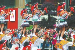 Lễ hội đa sắc tôn vinh nét đẹp đa dạng