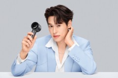 Billkin, nam diễn viên và ca sĩ nổi tiếng người Thái Lan, đã chính thức trở thành Đại sứ thương hiệu đầu tiên của JISULIFE, Thương hiệu quạt cầm tay số 1 thế giới với slogan - Cooling Down Thailand