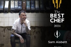 Bếp trưởng Sam Aisbett đại diện nhà hàng Akuna vinh dự nhận 1 Knife tại 'The Best Chef Awards' 2024