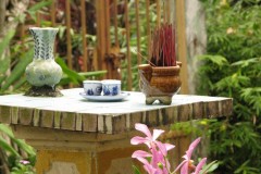 Văn khấn cây hương ngoài trời theo nghi lễ truyền thống