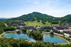 Khu nghỉ dưỡng quốc tế Trường Bạch Sơn Wanda mang đến kỳ nghỉ hè 22℃ mát lạnh với những trải nghiệm thiên nhiên phong phú