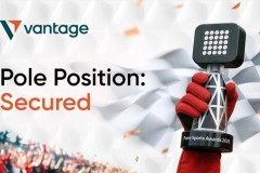 Vantage giành giải "NHÀ TÀI TRỢ THỂ THAO MOTOR XUẤT SẮC NHẤT" đối với mối quan hệ hợp tác cùng Scuderia Ferrari HP