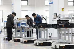 Robot trở thành tâm điểm tại Big Data Expo