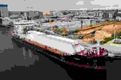 World’s-First Battery-Powered Self-Unloading Bulk Carrier Now Operating in South Australia