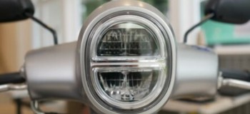 Video Cận cảnh Fazzio 2022 - Mẫu xe xăng lai điện có kiểu dáng táo bạo của Yamaha
