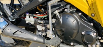 Video Exciter 135 độ phanh ABS lộng lẫy và kiêu sa tựa như 'Mai Vàng Đón Xuân'