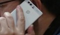 Giám đốc Huawei sử dụng smartphone camera kép, đây là Huawei P9?