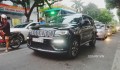 "Hàng độc" Jeep Grand Cherokee 2017 lăn bánh trên phố Hà Nội