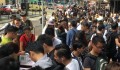 Ở Hong Kong, hãy mua iPhone X như mua rau ngoài chợ!