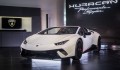 Lamborghini Huracan Performante Spyder hạ cánh tại đất Mỹ, với giá từ 7 tỷ VNĐ