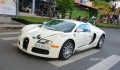 Bugatti Veyron bị bắt gặp "lang thang" trên phố một mình