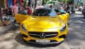 Bắt gặp Mercedes-Benz AMG GT S Edition màu vàng độc nhất trên phố
