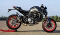 Mẫu xe mô tô Ducati Monster 2021 sở hữu ngoại hình mới góc cạnh và hầm hố hơn