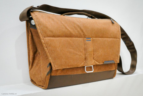 Trên tay túi máy ảnh Peak Design Everyday Messenger: Hoàn thiện cao cấp, công năng cao, giá quá cao