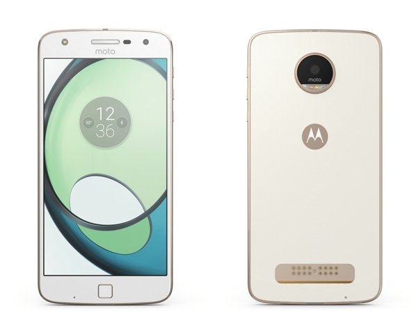 [IFA 2016] Moto Z Play chính thức ra mắt: thiết kế từ kính và kim loại, có thể lắp thêm modun hỗ trợ