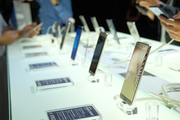 Người dùng nên làm gì với những máy Galaxy Note 7 không gặp lỗi?