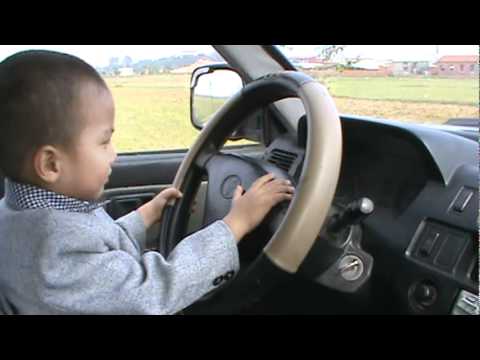 Những điều cần tránh khi có trẻ nhỏ trên ô tô (P2)