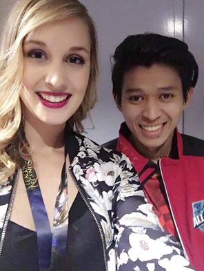 [All-Star 2016] Chụp ảnh với nữ MC xinh đẹp, QTV sẽ bị Shin "cho ăn đòn" khi về Việt Nam?