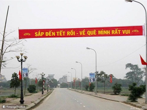 Cười vỡ bụng với chùm ảnh chế người người về quê ăn Tết