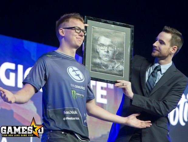 [Dota 2] ppd quay trở lại thi đấu trong đội hình mới với Chessie và QO