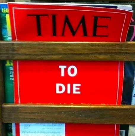 [Giải trí] Khoảnh khắc buồn cười khi những bảng hiệu quảng cáo bị đặt sai vị trí