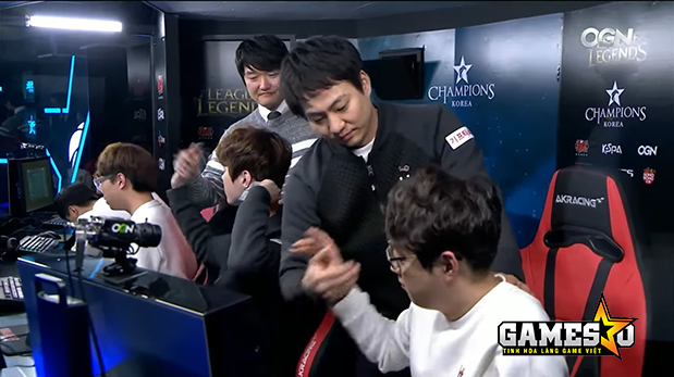 [LMHT] KT thắng nhẹ, Longzhu đánh bại Jin Air sau trận đấu kéo dài gần 150 phút