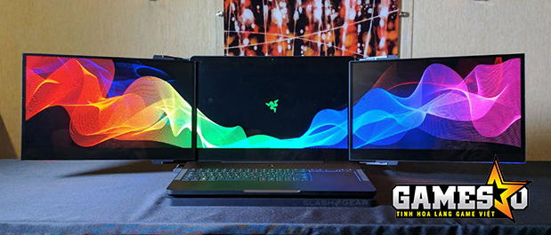 [LMHT] Laptop ba màn hình lần đầu tiên xuất hiện trên thế giới