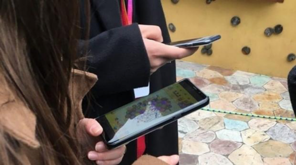 Bất ngờ xuất hiện hình ảnh Galaxy S8 Plus ngoài đời thực