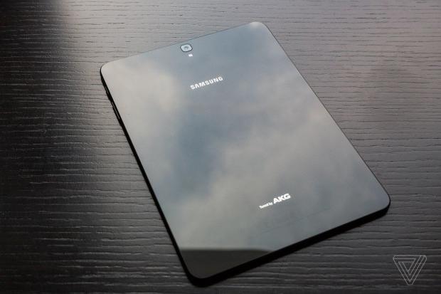 Galaxy Tab S3 – tablet đáng mua nhất trong năm 2017? [HOT]