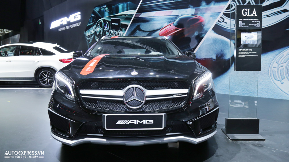 Mercedes-AMG GLA 45 4Matic ấn tượng tại triển lãm Mercedes-Benz Fascination 2017