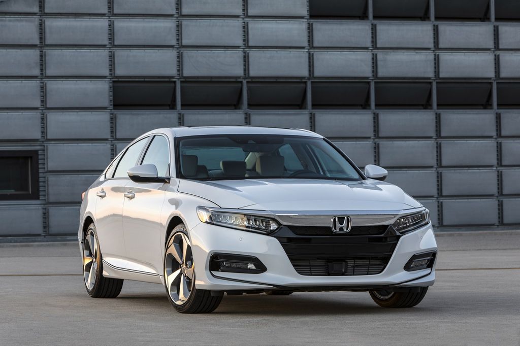 [VIDEO] Honda Accord 2018 đổi mới toàn diện chính thức được trình làng