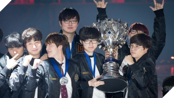 [CKTG 2017] Bảng A – Cuộc chiến của những Vị Thần aka Trâu bò đánh nhau, ruồi muỗi…chết!