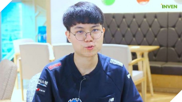 LMHT: Người đi rừng của SKT là đối thủ khiến cho LongZhu lo lắng nhất