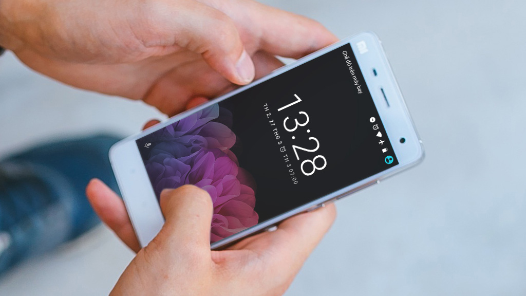 Tổng hợp 7 ứng dụng tải hình nền đen miễn phí dành cho smartphone có màn hình AMOLED