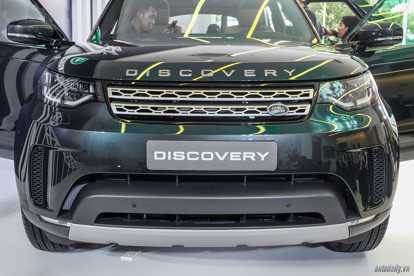 Xem thêm ảnh Land Rover Discovery 2017
