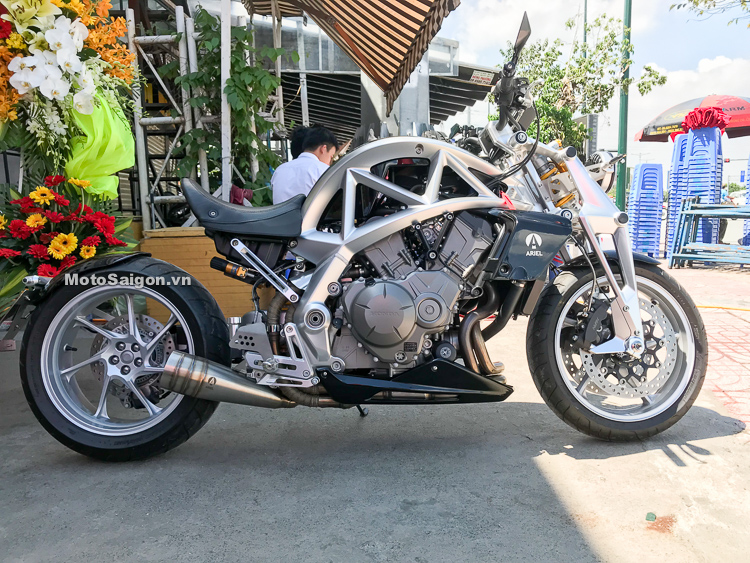 Ariel Ace độc nhất Việt Nam giá hơn 2 tỷ đồng đã có biển số