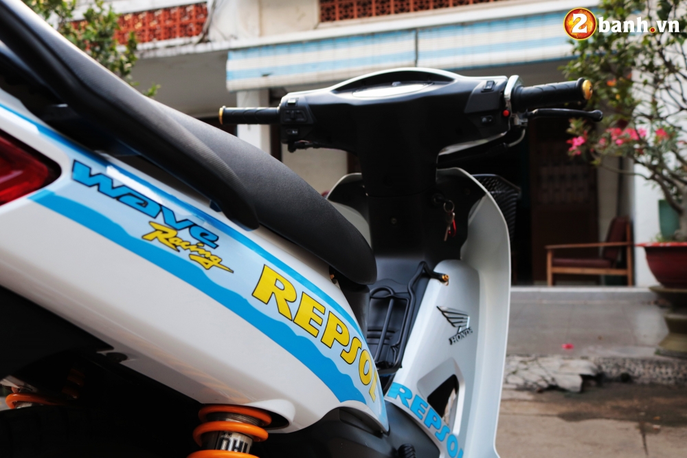 Honda Wave độ mang phong cách Repsol đậm chất thể thao