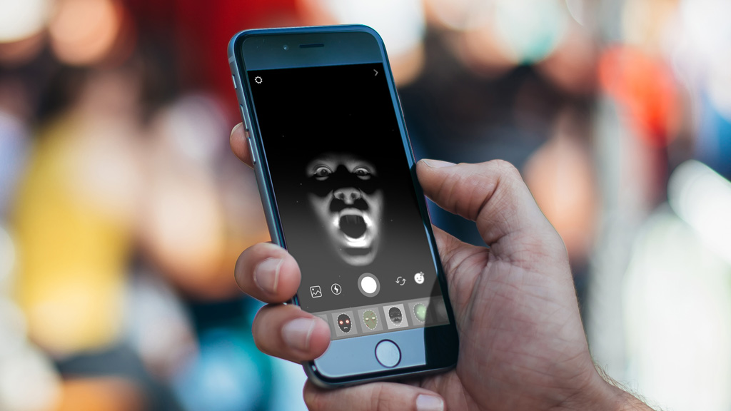 [iOS/Android] Facebook và Instagram cập nhật hiệu ứng ma quái chào đón dịp lễ Halloween sắp tới